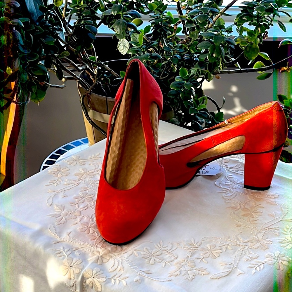 Audley London orange suede cutout heels SZ 37